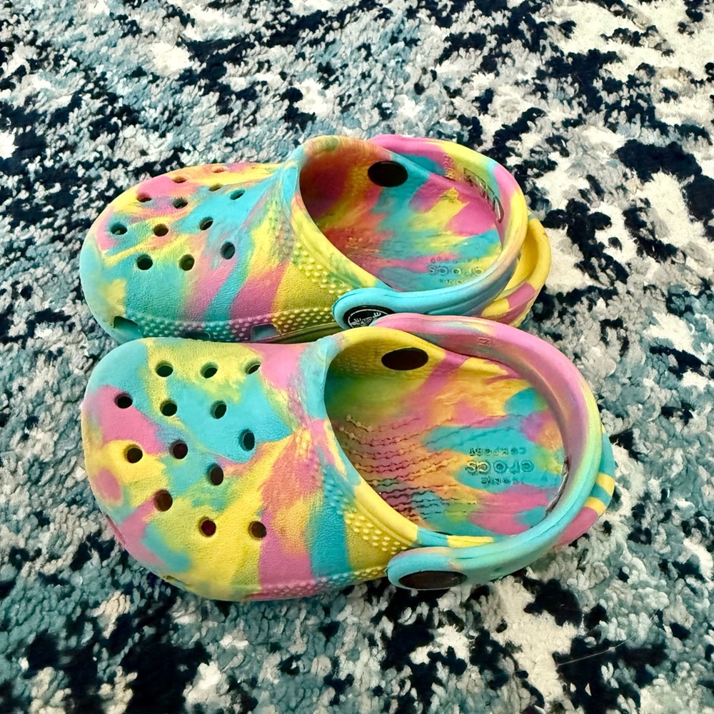 Toddler tie dye crocs